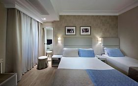 Hotel Paradiso